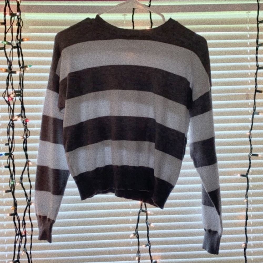 Long sleeve top🖤